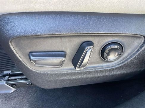 Used 2024 Toyota Grand Highlander Limited image 17