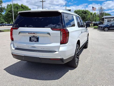 Certified 2024 GMC Yukon XL Denali AWD/4WD image 8