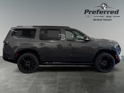 New 2026 Jeep Grand Wagoneer Limited AWD/4WD image 9