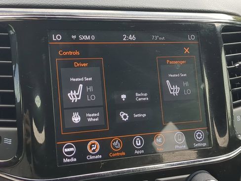 Used 2021 Jeep Grand Cherokee Laredo X image 21