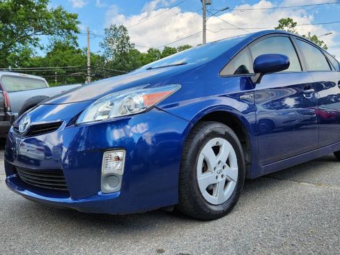 Used 2011 Toyota Prius One image 2