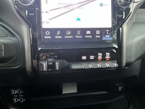 New 2026 RAM 2500 Tradesman AWD/4WD image 25