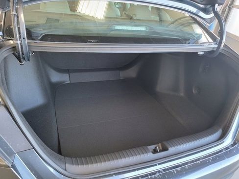 Used 2023 Honda Accord LX image 29