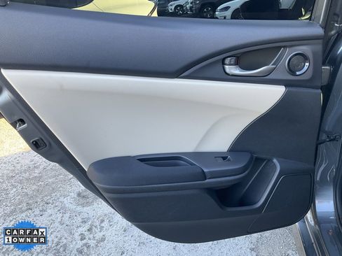 Used 2019 Honda Civic EX image 46