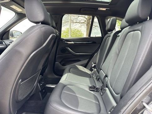 Used 2018 BMW X1 xDrive28i w/ Convenience Package AWD/4WD image 11