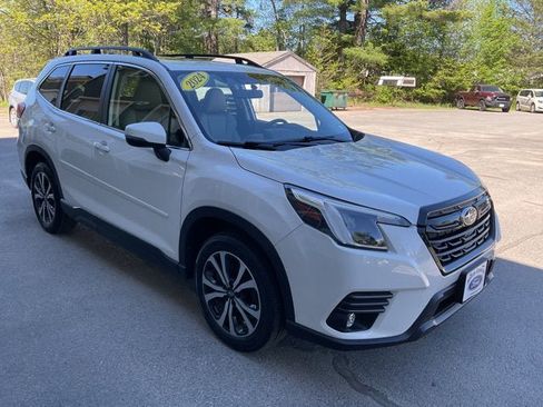 Used 2024 Subaru Forester Limited AWD/4WD image 3
