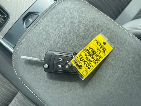 Used 2016 Chevrolet Impala LS FWD image 32