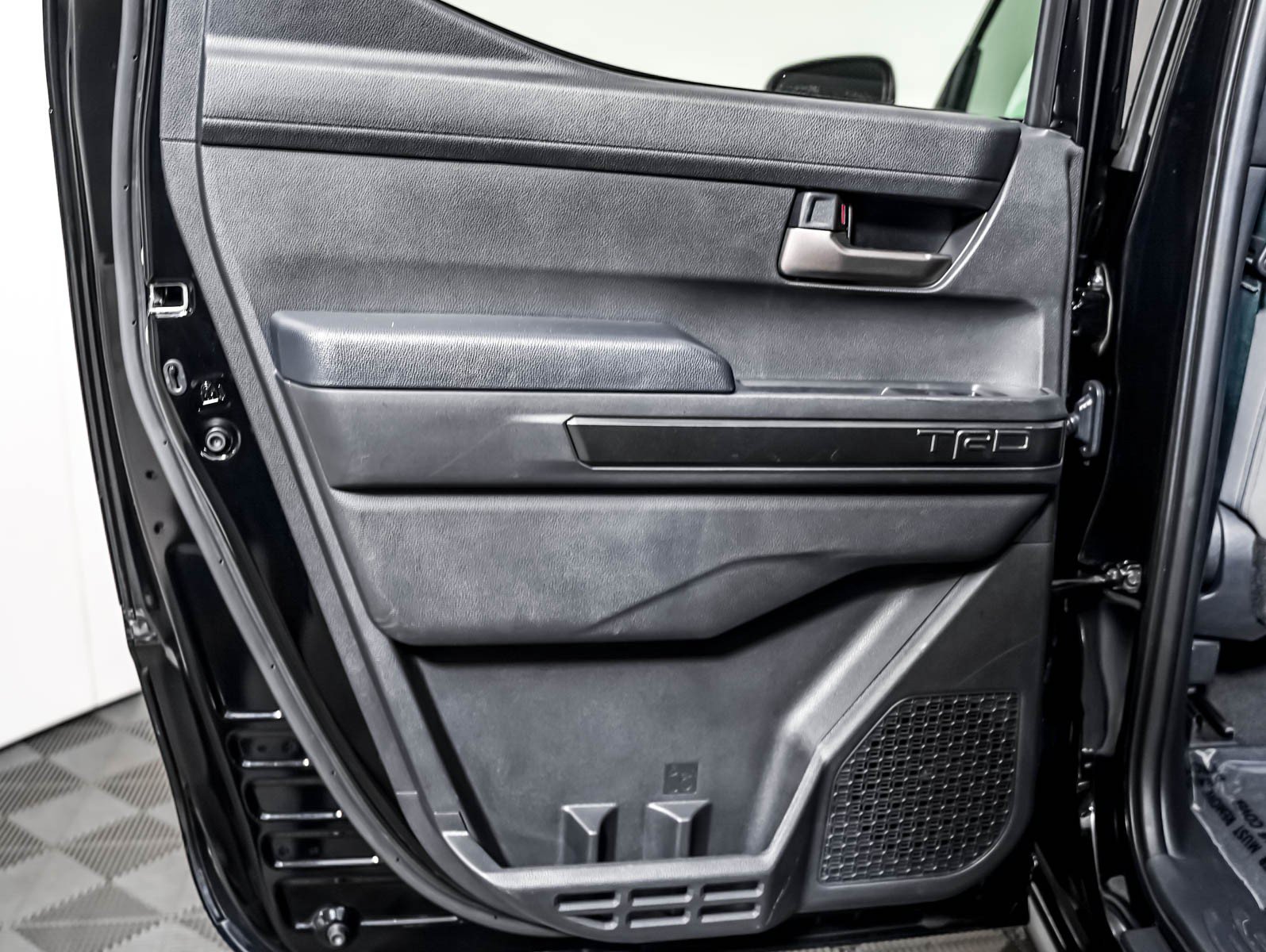 Used 2024 Toyota Tacoma TRD Sport AWD/4WD image 20