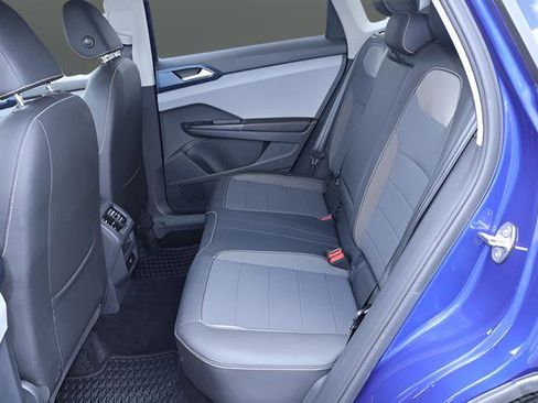 Certified 2024 Volkswagen Taos SE AWD/4WD image 14