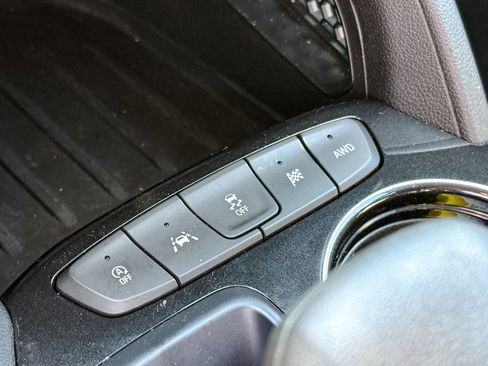 Used 2021 Chevrolet TrailBlazer LS AWD/4WD image 23