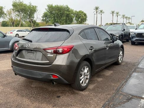 Used 2016 MAZDA MAZDA3 i Touring FWD image 4