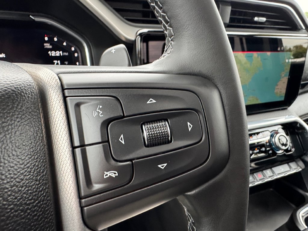 Used 2026 GMC Sierra 1500 Denali AWD/4WD image 16