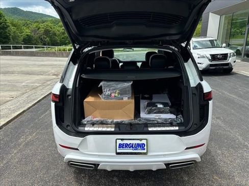 Used 2024 Land Rover Range Rover Sport Dynamic SE image 6