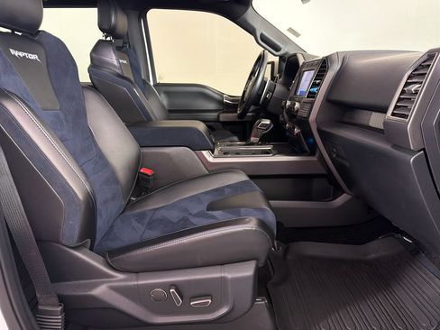Used 2019 Ford F150 Raptor w/ Equipment Group 802A Luxury AWD/4WD image 22
