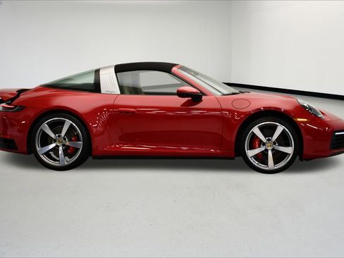 Used 2021 Porsche 911 Targa 4S image 8