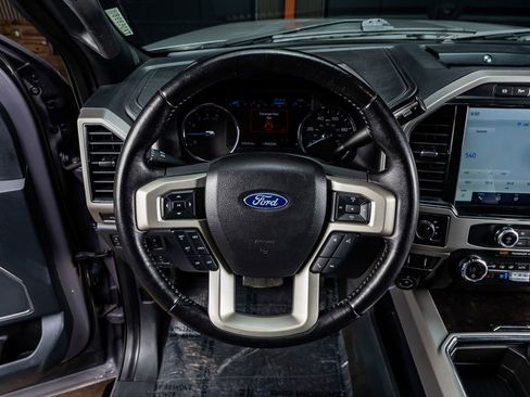 Used 2022 Ford F250 Lariat w/ Lariat Ultimate Package image 18