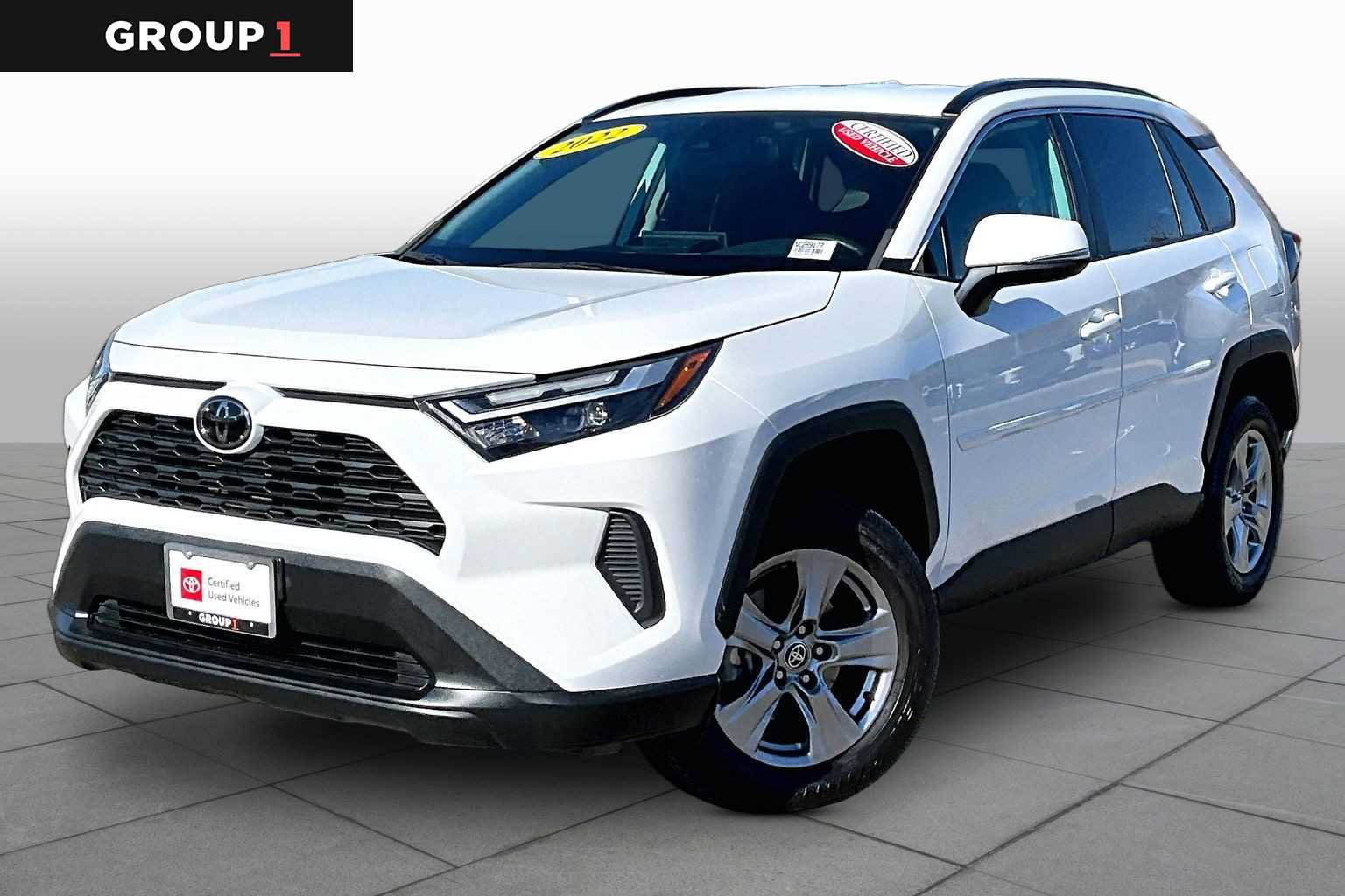 Certified 2022 Toyota RAV4 XLE AWD/4WD image 1