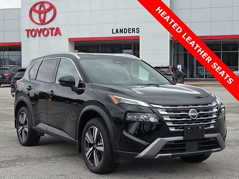 Used 2025 Nissan Rogue SL FWD image 1
