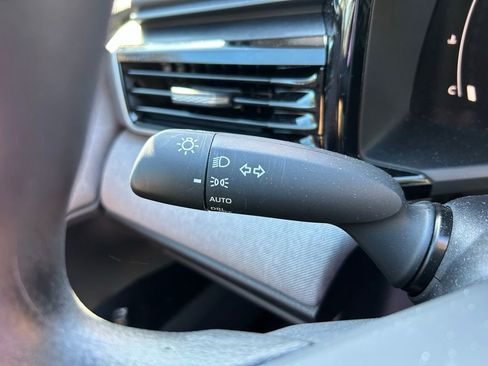 Certified 2025 Toyota Camry LE image 21