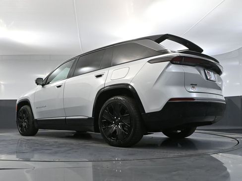 Used 2025 Jeep Wagoneer S Launch Edition image 58