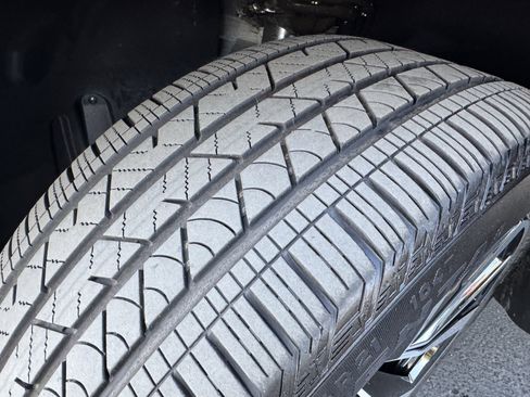 Certified 2025 Volkswagen Atlas Cross Sport SEL Premium R-Line image 13