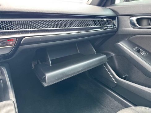 Used 2025 Honda Civic Sport image 25