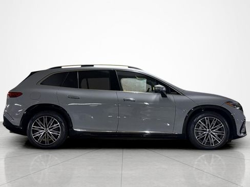 New 2026 Mercedes-Benz EQS 550 4MATIC SUV image 6