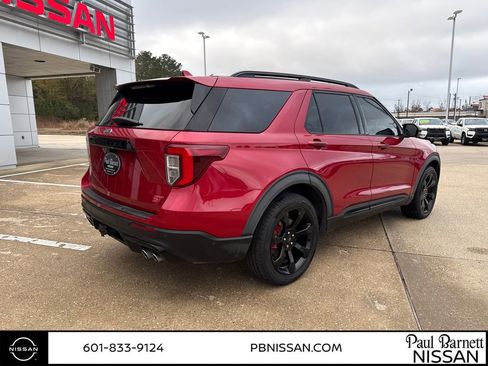 Used 2020 Ford Explorer ST w/ ST Street Pack image 6