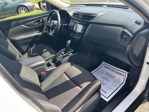 Used 2019 Nissan Rogue SV AWD/4WD image 20