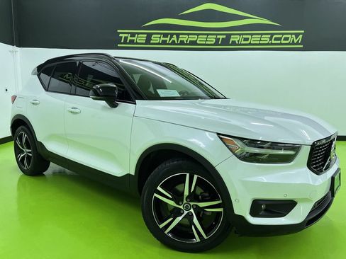 Used 2019 Volvo XC40 T5 R-Design AWD/4WD image 1