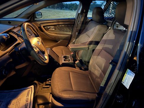 Used 2016 Ford Taurus Police Interceptor FWD image 10