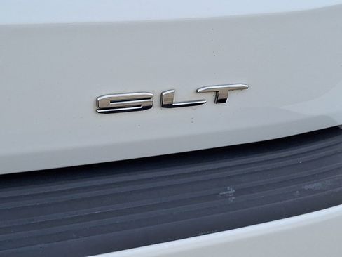 Used 2021 GMC Yukon SLT image 34