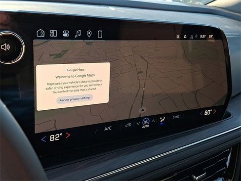 New 2026 Chevrolet Suburban LS image 11