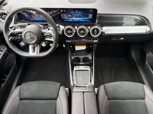 New 2026 Mercedes-Benz GLB 35 AMG 4MATIC image 12