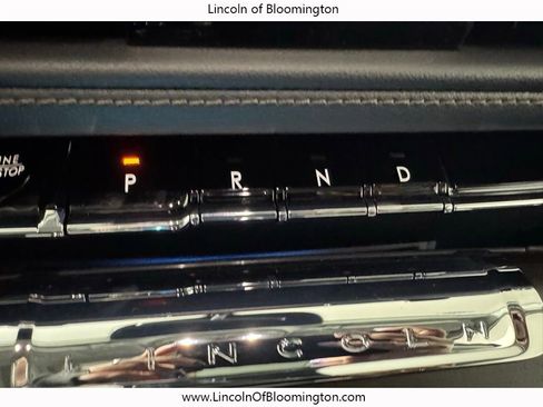 New 2026 Lincoln Aviator AWD w/ Jet Appearance Package image 53