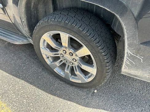 Used 2012 Chevrolet Avalanche LTZ AWD/4WD image 7