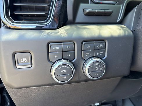 New 2026 GMC Sierra 1500 4x4 Crew Cab AT4 image 21