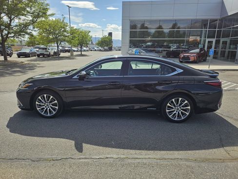 Used 2021 Lexus ES 300h w/ Premium Package FWD image 9