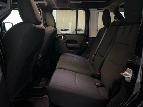 Used 2023 Jeep Wrangler Unlimited w/ Sun & Screen Package AWD/4WD image 20