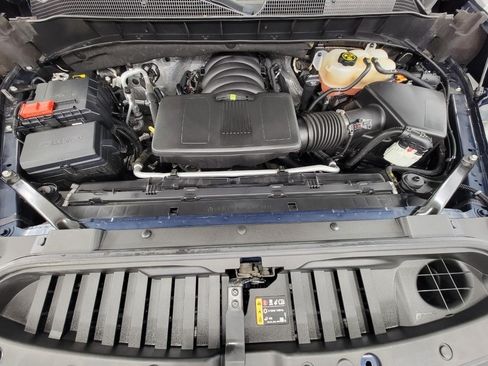 Used 2022 Chevrolet Silverado 1500 RST AWD/4WD image 36