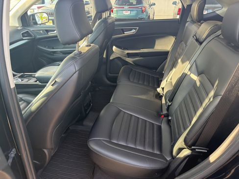 Used 2022 Ford Edge SEL w/ Convenience Package AWD/4WD image 19