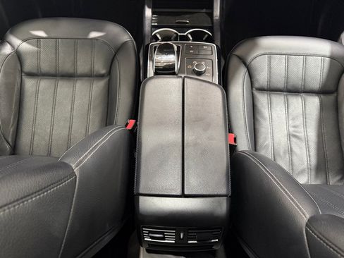 Used 2016 Mercedes-Benz GLE 350 4MATIC w/ Premium Package image 34