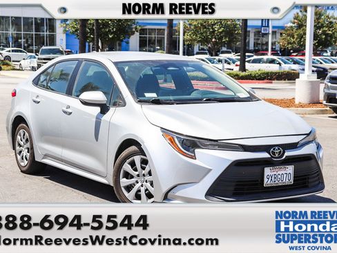 Used 2023 Toyota Corolla LE FWD image 1