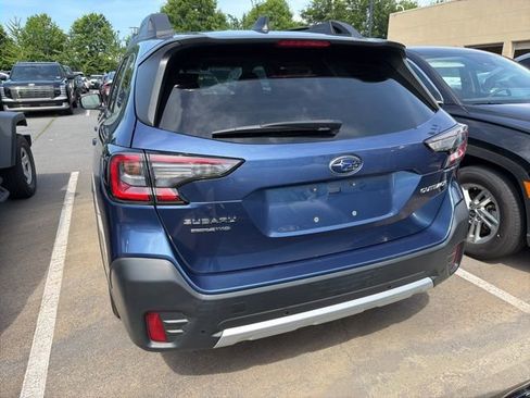 Used 2022 Subaru Outback Limited AWD/4WD image 5