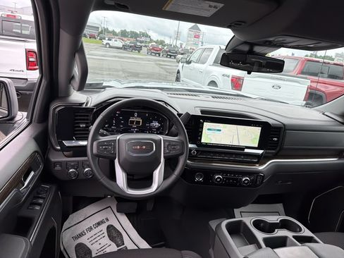 Used 2024 GMC Sierra 1500 Elevation AWD/4WD image 14