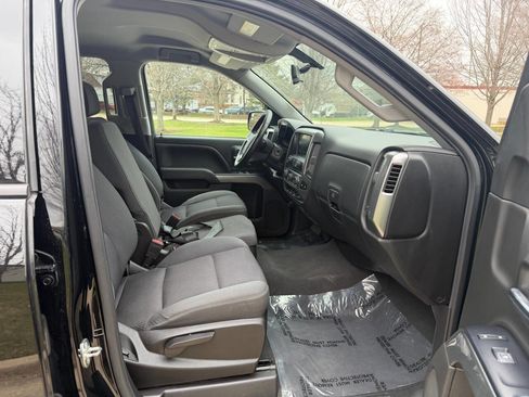 Used 2018 Chevrolet Silverado 1500 LT w/ All Star Edition image 16