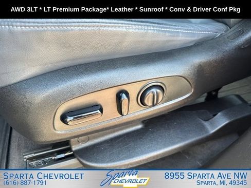Used 2019 Chevrolet Traverse LT w/ LT Premium Package AWD/4WD image 15