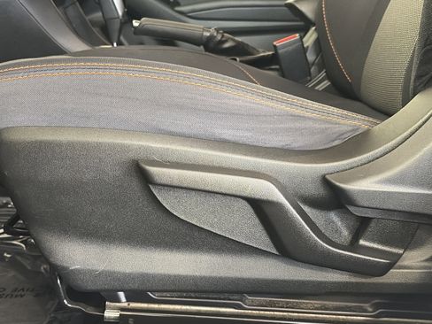 Used 2020 Subaru Crosstrek 2.0i Premium w/ Popular Package #2 image 15