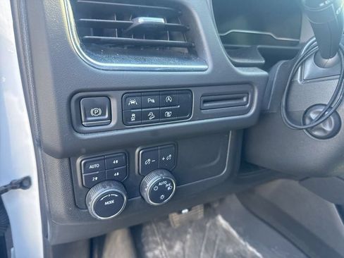 Used 2023 Chevrolet Tahoe Z71 w/ Luxury Package AWD/4WD image 44
