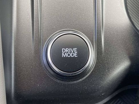 New 2026 Ford Explorer Active w/ Active Comfort Package AWD/4WD image 18